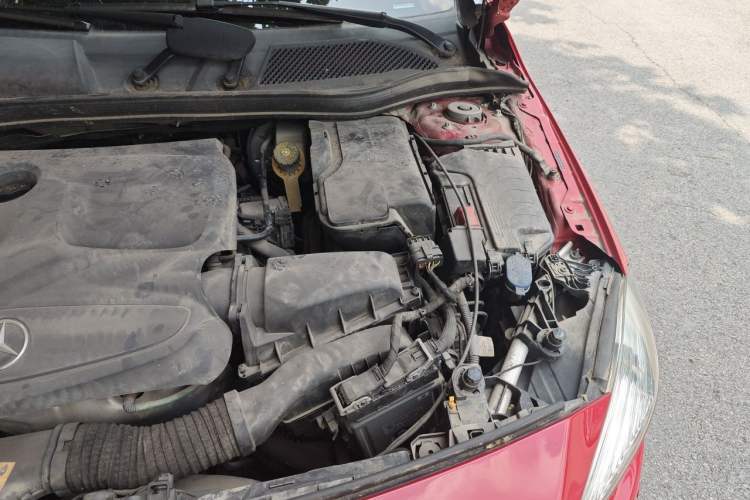 Used Mercedes-Benz A-Class 2016 A 180 Engine Bay Left