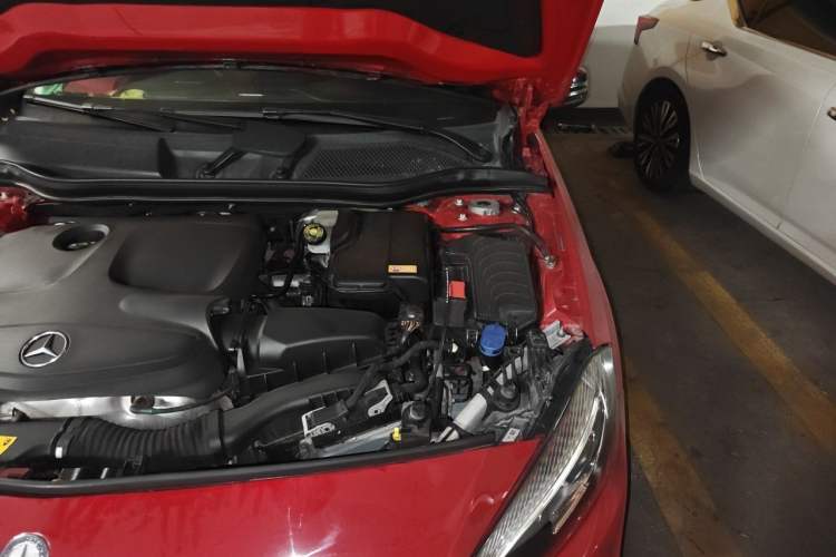 Used Mercedes-Benz A-Class 2016 A 200 Dynamic Edition Engine Bay Left