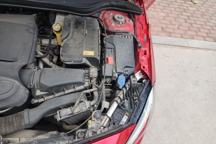 Used Mercedes-Benz A-Class 2016 A 200 Dynamic Edition Engine Bay Left