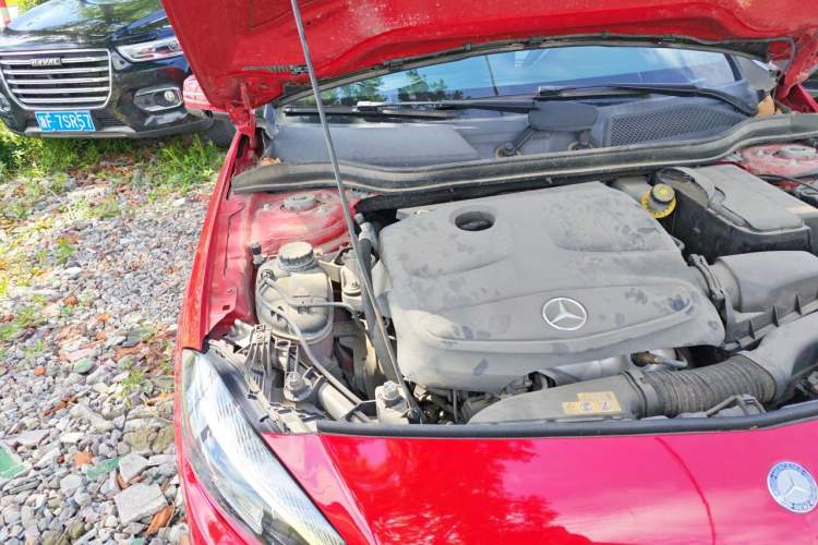 Used Mercedes-Benz A-Class 2016 A 200 Dynamic Edition Engine Bay Right