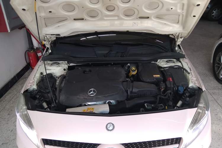 Used Mercedes-Benz A-Class 2016 A 180 Engine Bay