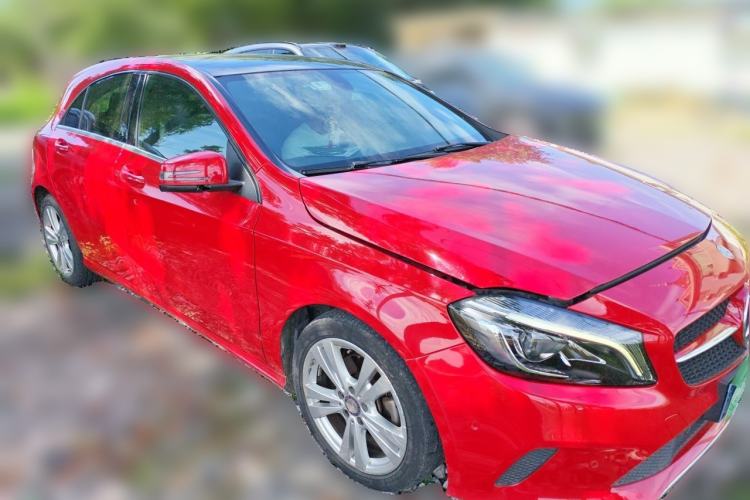 Used Mercedes-Benz A-Class 2016 A 200 Dynamic Edition Front Right 45 Deg