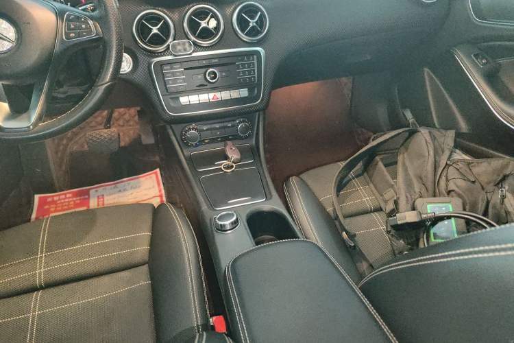 Used Mercedes-Benz A-Class 2016 A 200 Fashion Model Gear Lever