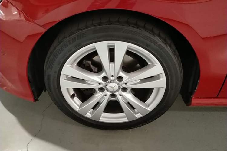 Used Mercedes-Benz A-Class 2016 A 200 Dynamic Edition Left Front Wheel Hub