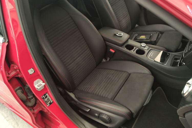 Used Mercedes-Benz A-Class 2016 A 200 Sport model Right Front Seat