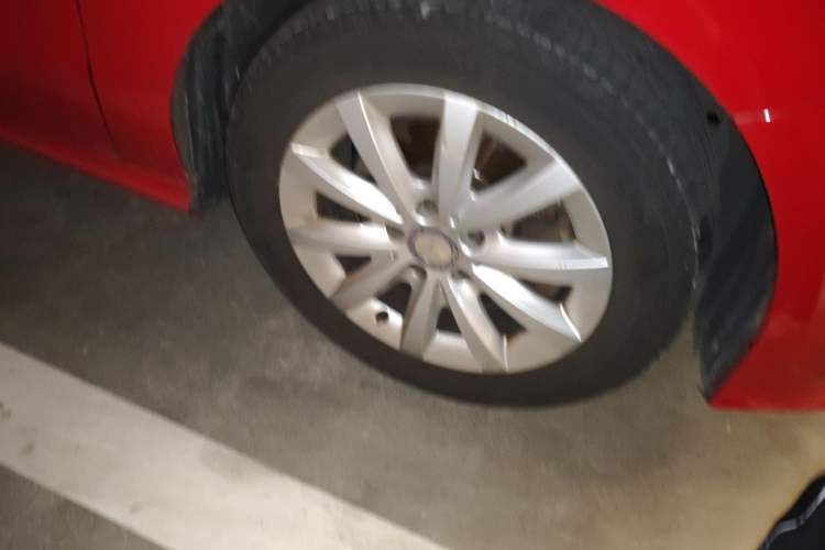 Used Mercedes-Benz A-Class 2016 A 180 Right Front Wheel Hub