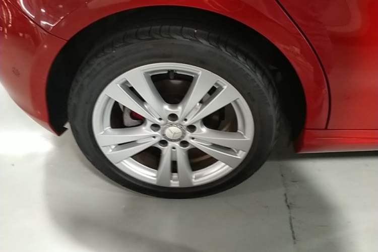 Used Mercedes-Benz A-Class 2016 A 200 Dynamic Edition Right Rear Wheel Hub
