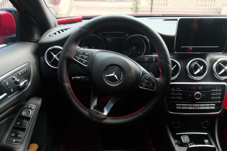 Used Mercedes-Benz A-Class 2016 A 200 Fashion Model Steering Wheel