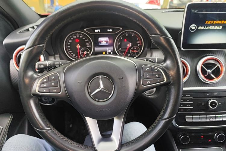 Used Mercedes-Benz A-Class 2016 A 200 Dynamic Edition Steering Wheel