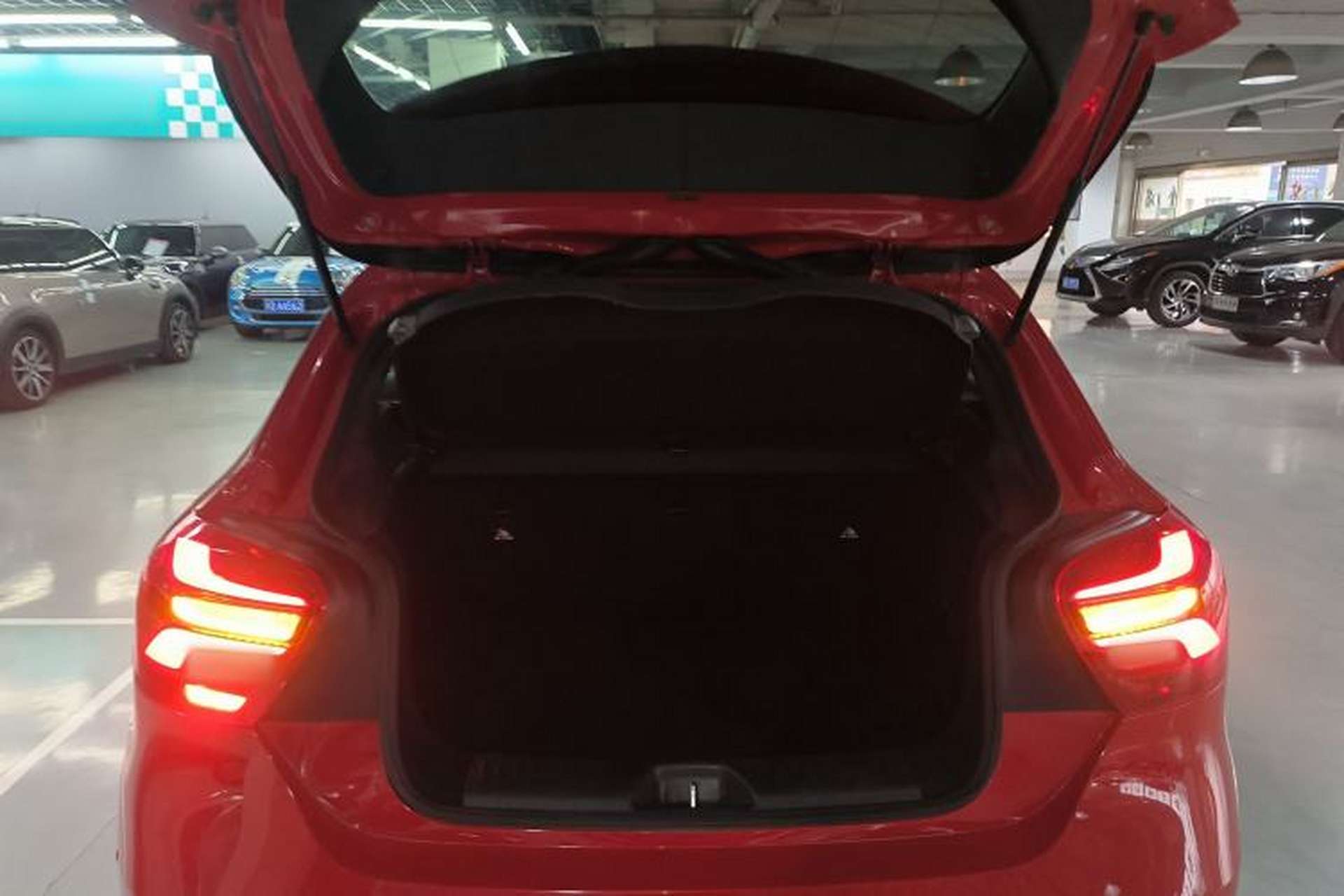 Used Mercedes-Benz A-Class 2016 A 200 Dynamic Edition Trunk