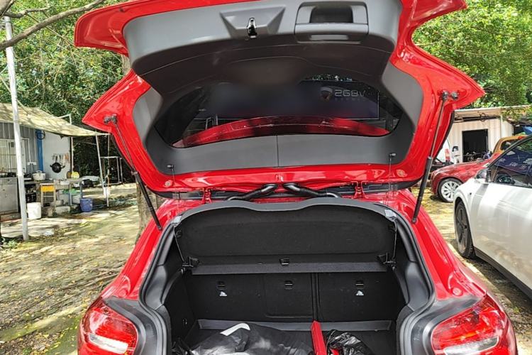 Used Mercedes-Benz A-Class 2016 A 200 Dynamic Edition Trunk