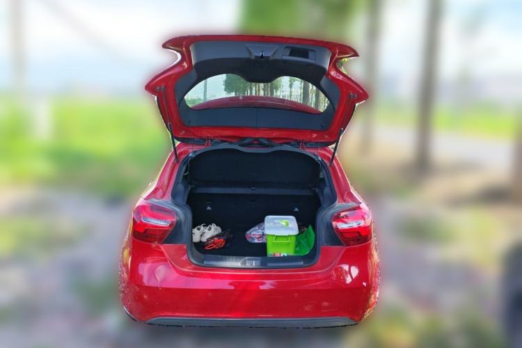 Used Mercedes-Benz A-Class 2016 A 200 Dynamic Edition Trunk
