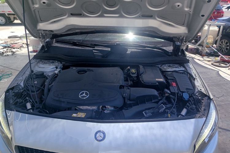 Used Mercedes-Benz A-Class 2016 A 200 Dynamic Edition Engine Bay
