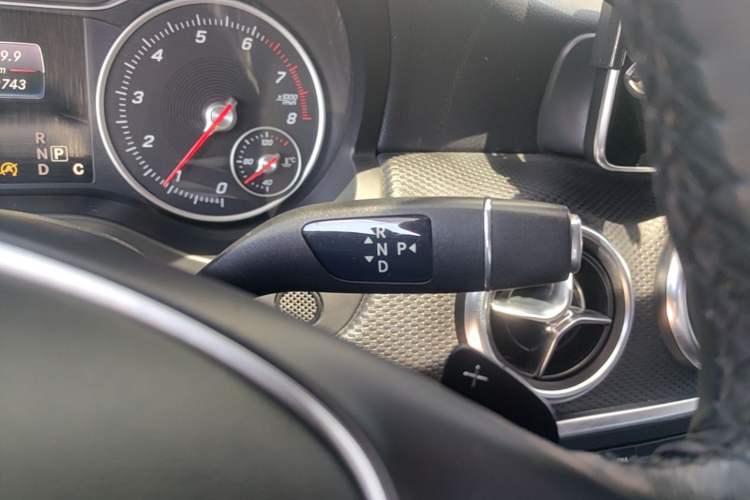 Used Mercedes-Benz A-Class 2016 A 200 Dynamic Edition Gear Lever