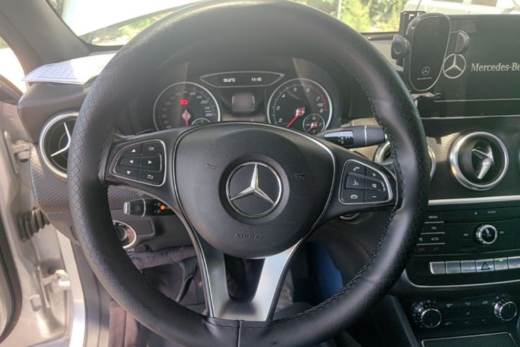 Used Mercedes-Benz A-Class 2016 A 200 Dynamic Edition Steering Wheel