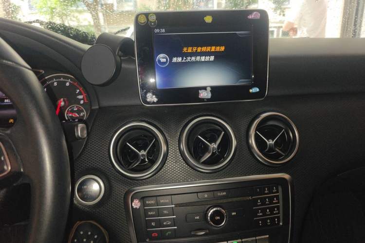 Used Mercedes-Benz A-Class 2016 A 200 Dynamic Edition Audio And AC Panel
