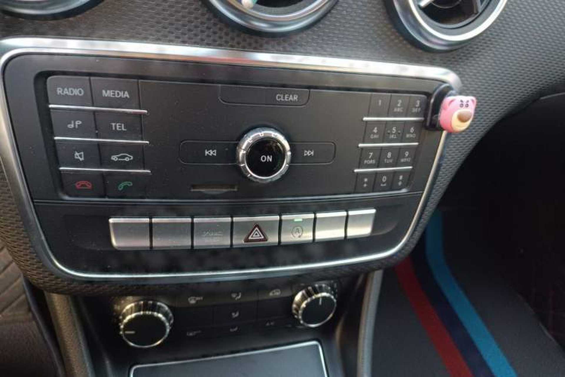 Used Mercedes-Benz A-Class 2016 A 180 Audio And AC Panel