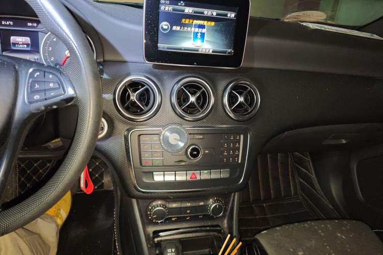 Used Mercedes-Benz A-Class 2016 A 180 Audio And AC Panel