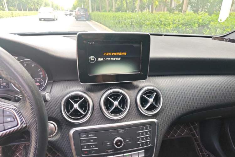 Used Mercedes-Benz A-Class 2016 A 180 Audio And AC Panel