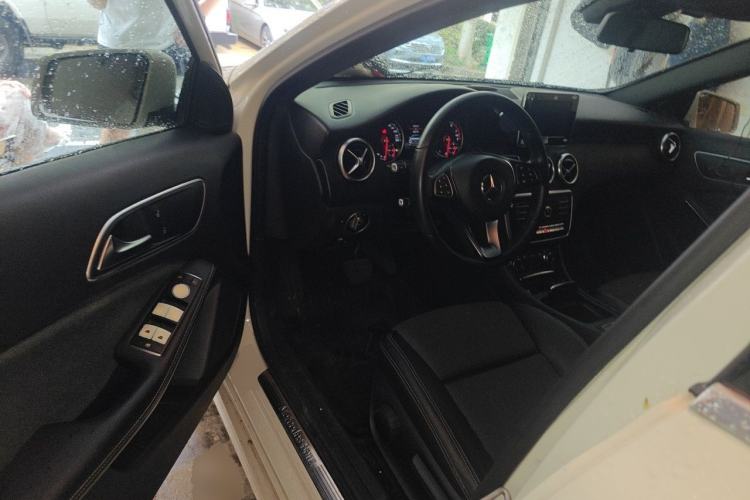 Used Mercedes-Benz A-Class 2016 A 200 Dynamic Edition Driver Seat