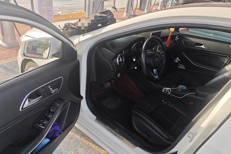 Used Mercedes-Benz A-Class 2016 A 200 Fashion Model Driver Seat