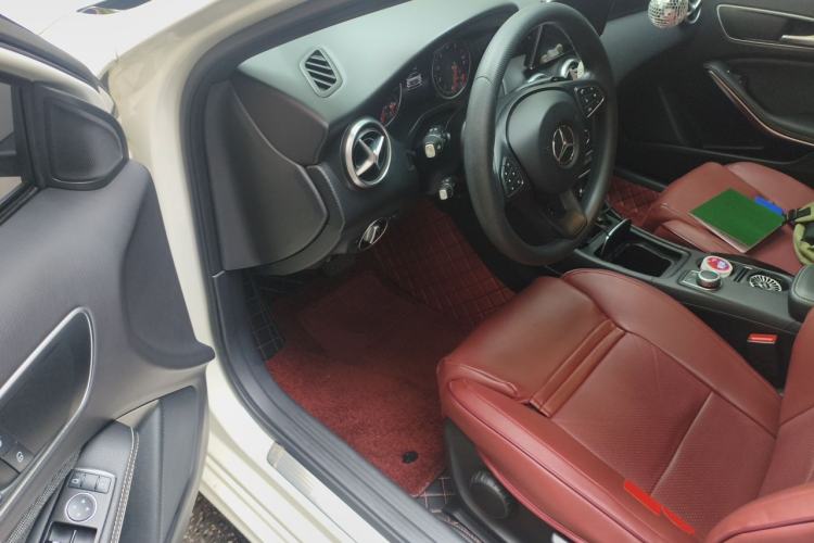 Used Mercedes-Benz A-Class 2016 A 180 Driver Seat