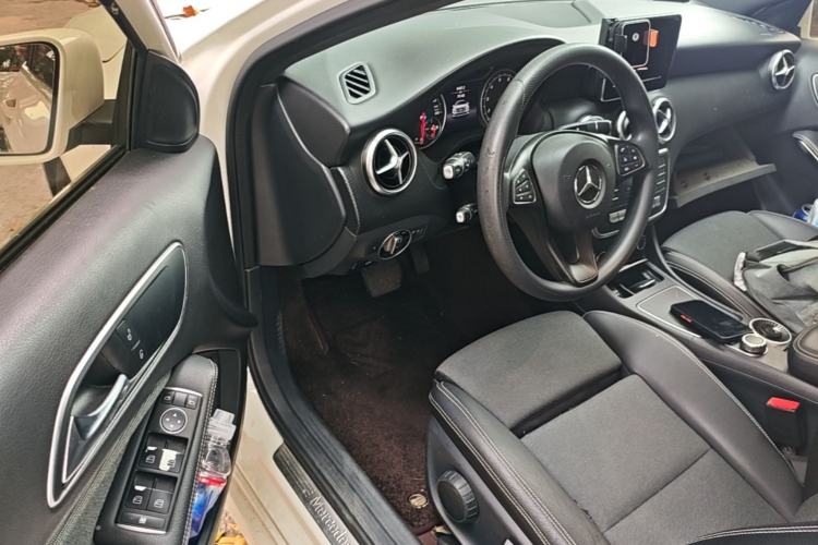 Used Mercedes-Benz A-Class 2016 A 180 Driver Seat