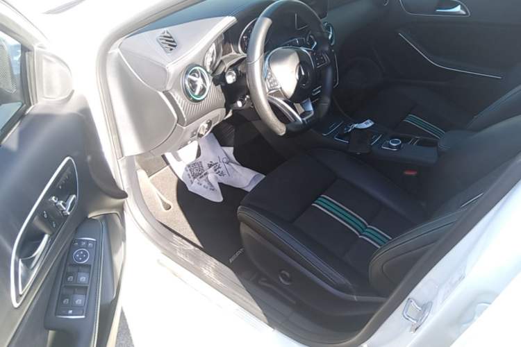 Used Mercedes-Benz A-Class 2016 A 200 Track Edition Driver Seat