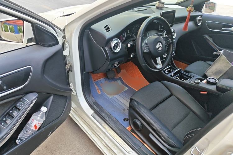 Used Mercedes-Benz A-Class 2016 A 200 Dynamic Edition Driver Seat