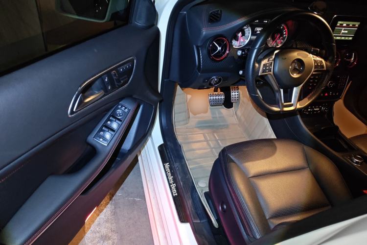 Used Mercedes-Benz A-Class 2016 A 260 Sport Edition Driver Seat
