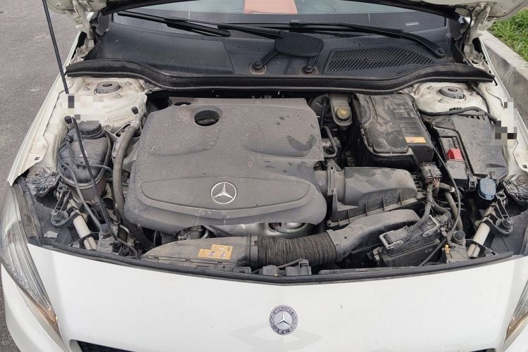 Used Mercedes-Benz A-Class 2016 A 180 Engine Bay