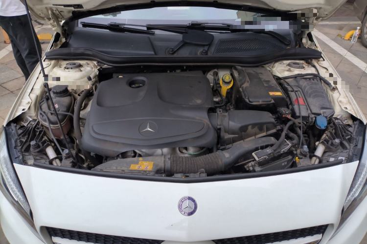 Used Mercedes-Benz A-Class 2016 A 200 Dynamic Edition Engine Bay