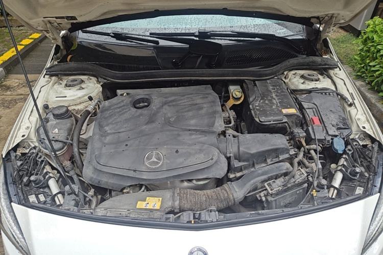 Used Mercedes-Benz A-Class 2016 A 200 Dynamic Edition Engine Bay