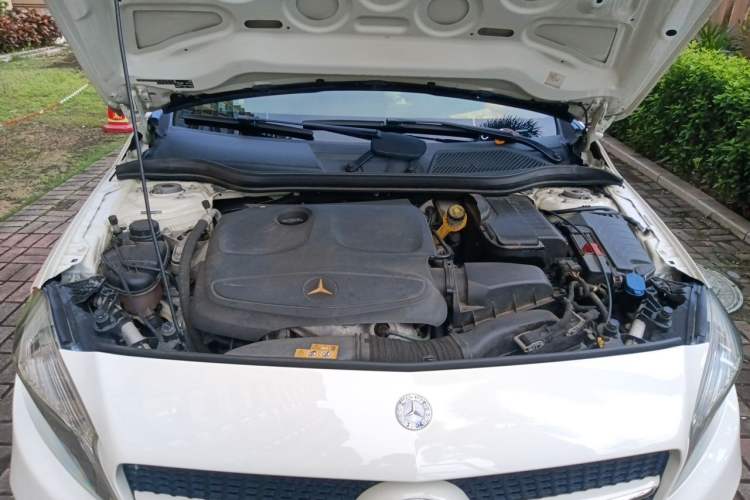 Used Mercedes-Benz A-Class 2016 A 180 Engine Bay