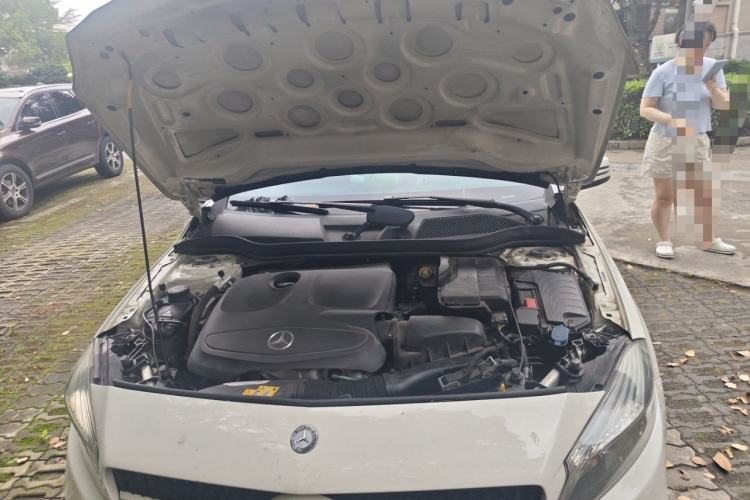 Used Mercedes-Benz A-Class 2016 A 180 Engine Bay