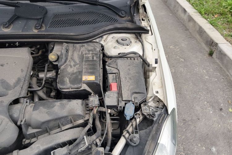 Used Mercedes-Benz A-Class 2016 A 180 Engine Bay Left