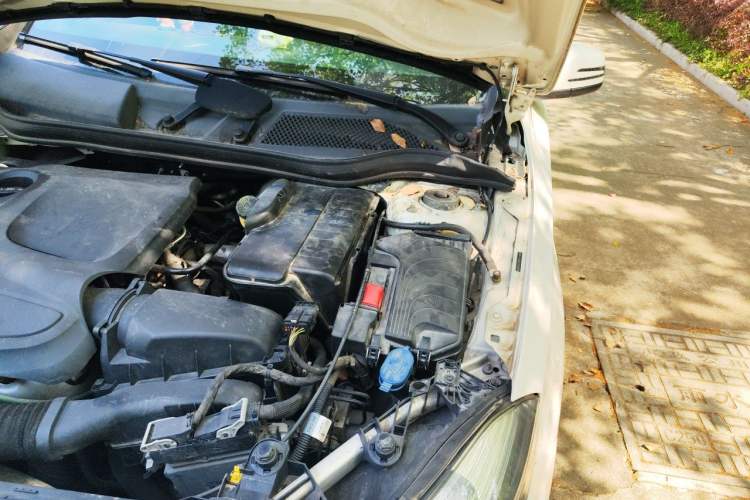 Used Mercedes-Benz A-Class 2016 A 180 Engine Bay Left