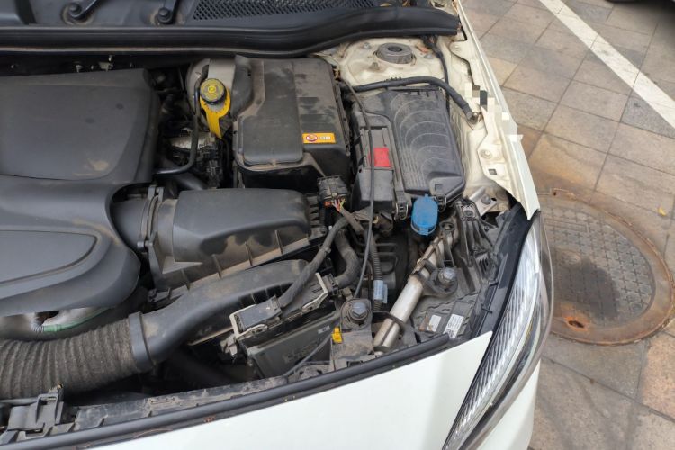 Used Mercedes-Benz A-Class 2016 A 200 Dynamic Edition Engine Bay Left
