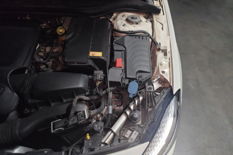 Used Mercedes-Benz A-Class 2016 A 200 Fashion Model Engine Bay Left