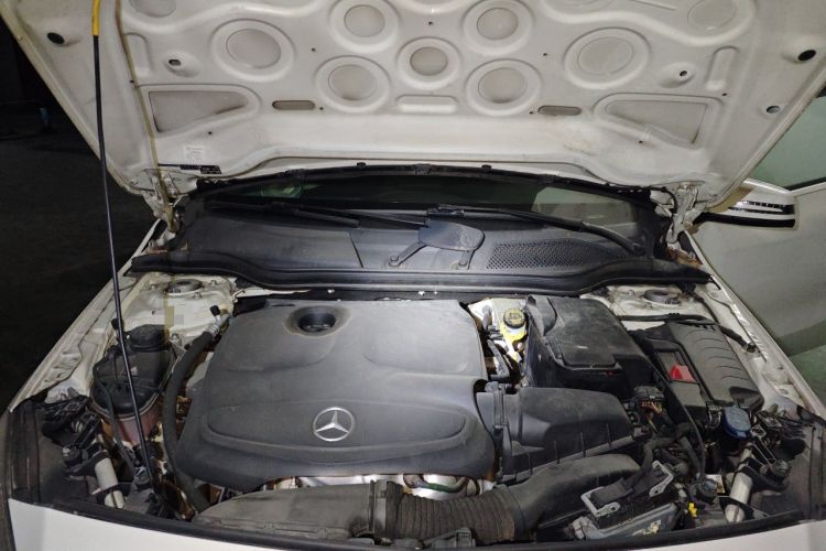 Used Mercedes-Benz A-Class 2016 A 180 Engine Bay