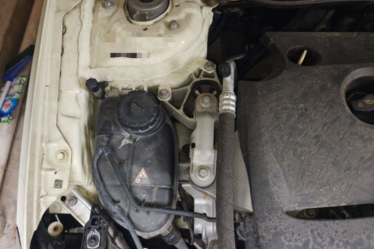 Used Mercedes-Benz A-Class 2016 A 200 Dynamic Edition Engine Bay Right