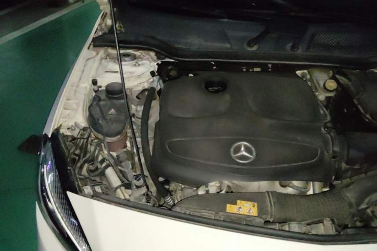 Used Mercedes-Benz A-Class 2016 A 200 Dynamic Edition Engine Bay Right
