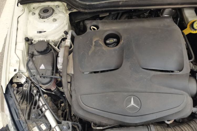 Used Mercedes-Benz A-Class 2016 A 200 Dynamic Edition Engine Bay Right