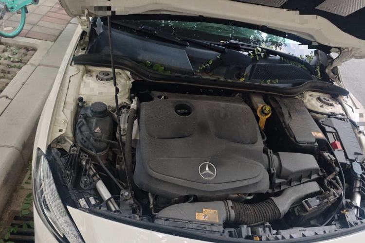 Used Mercedes-Benz A-Class 2016 A 200 Fashion Model Engine Bay Right