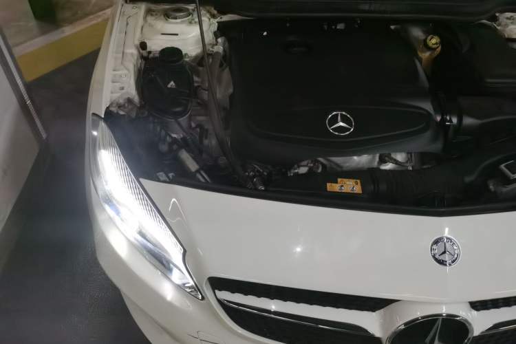 Used Mercedes-Benz A-Class 2016 A 200 Dynamic Edition Engine Bay Right