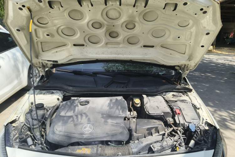 Used Mercedes-Benz A-Class 2016 A 200 Dynamic Edition Engine Bay