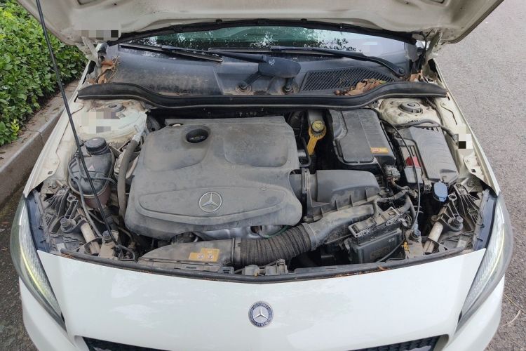 Used Mercedes-Benz A-Class 2016 A 200 Dynamic Edition Engine Bay