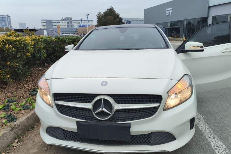 Used Mercedes-Benz A-Class 2016 A 180 Exterior 1