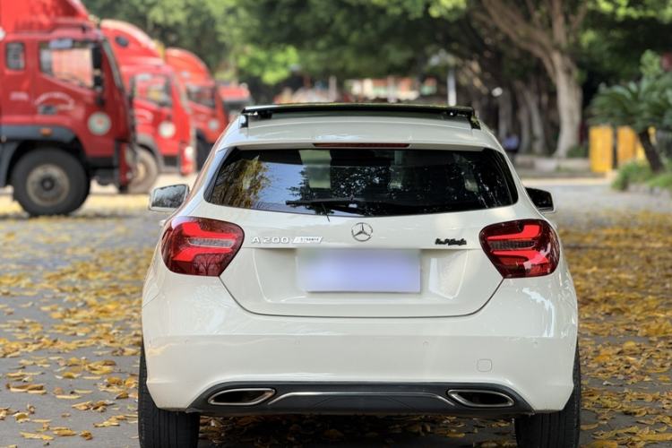Used Mercedes-Benz A-Class 2016 A 200 Fashion Model Exterior 1