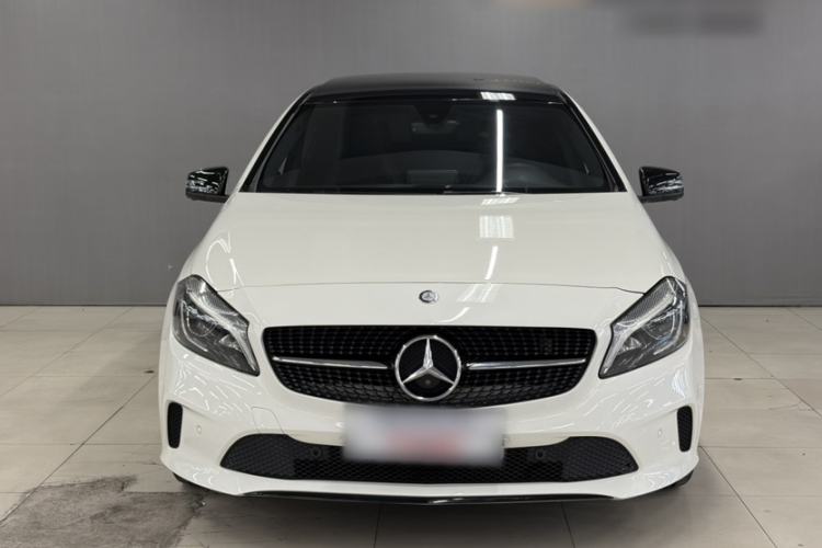 Used Mercedes-Benz A-Class 2016 A 200 Fashion Model Exterior 1